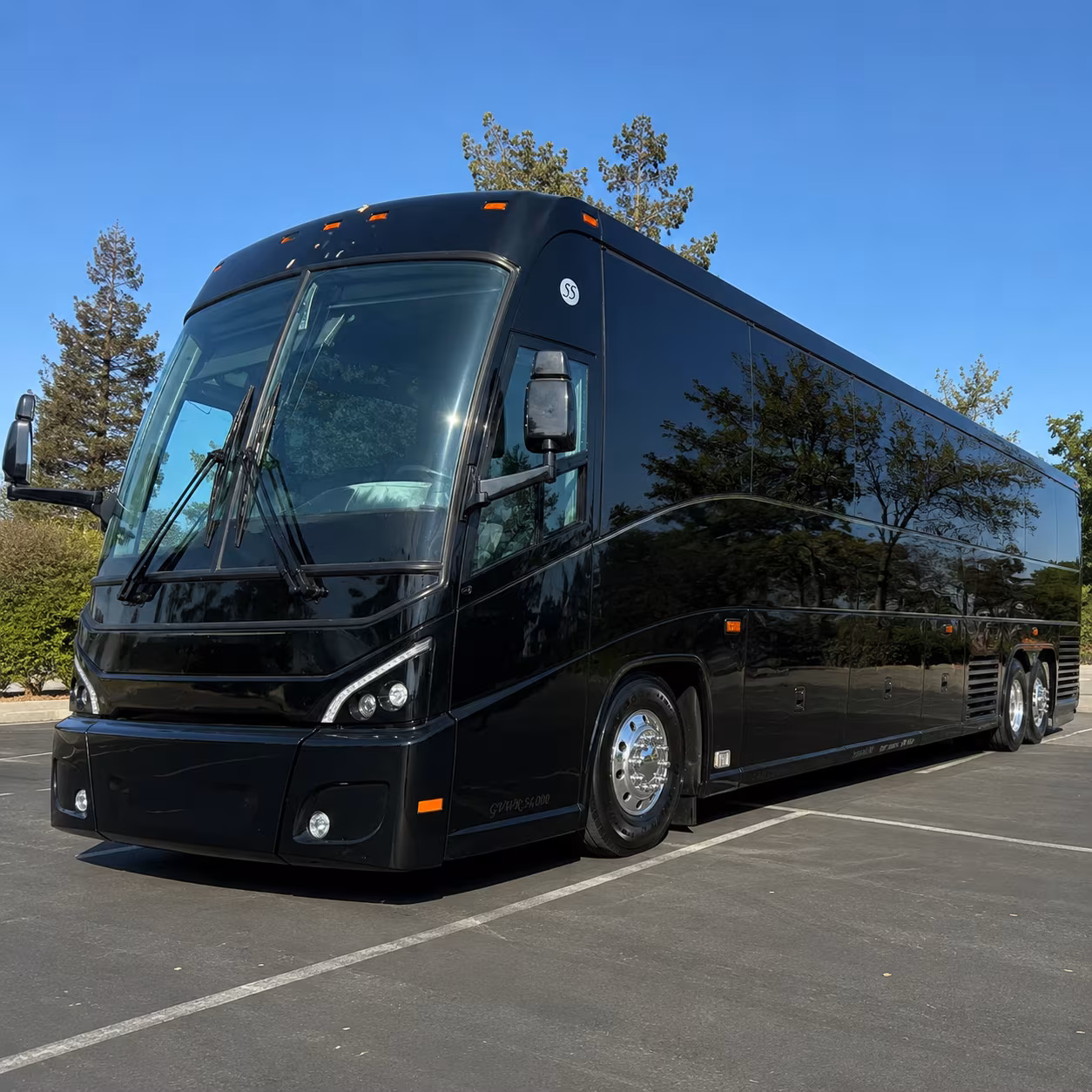 Parkland Airport Shuttle & Transportation party bus exterior