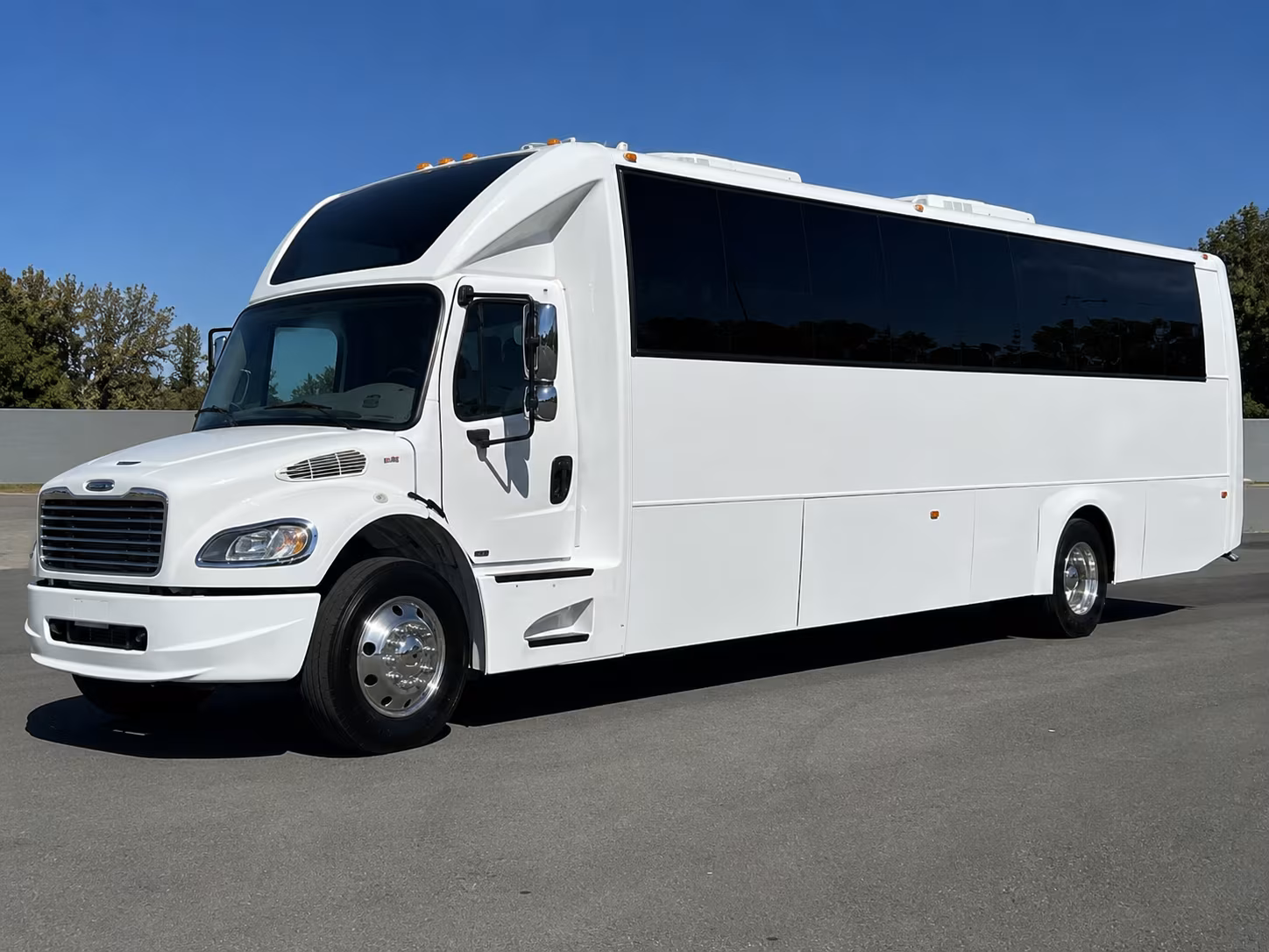 Parkland Birthday, Sweet 16, & Quinceañera Transportation party bus exterior