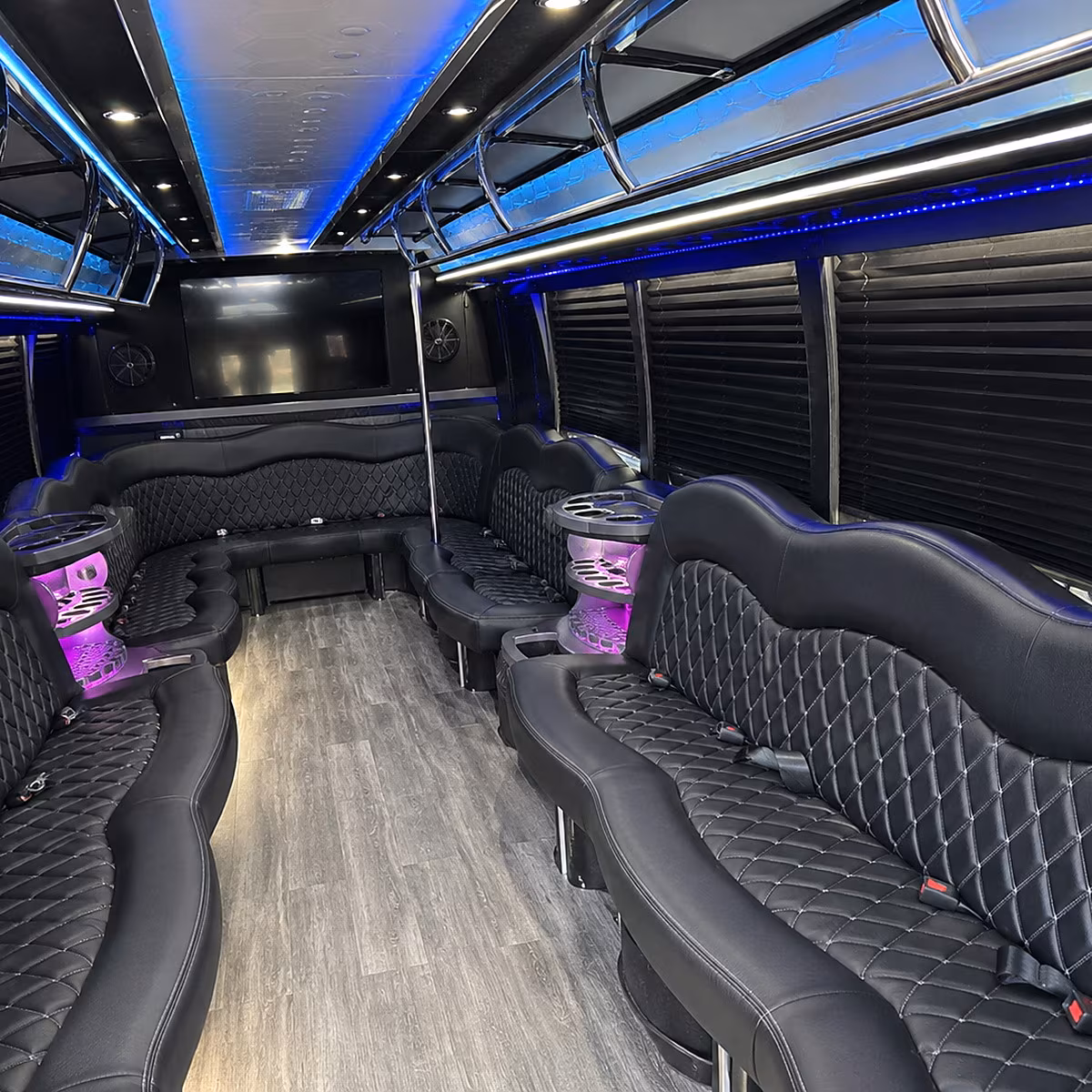 Parkland Birthday, Sweet 16, & Quinceañera Transportation party bus interior