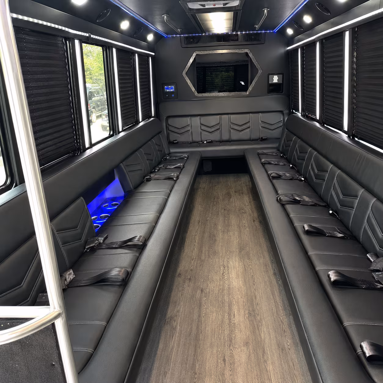 Parkland Winery Tour & Pub Crawl Transportation party bus exterior