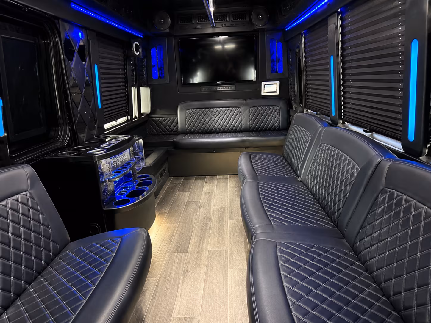 Tamarac Winery Tour & Pub Crawl Transportation